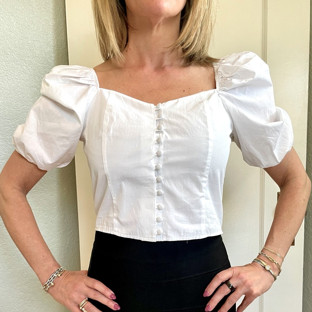 Banana Republic puff sleeve cropped blouse